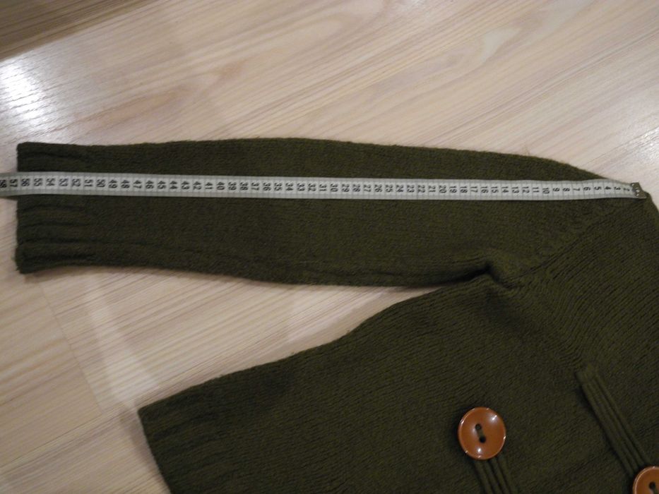 Свитер женский зеленый