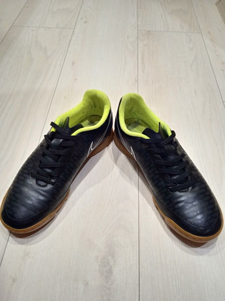 Футзалки, бампы, обувь для зала Nike Magista Ola IC размер 41
