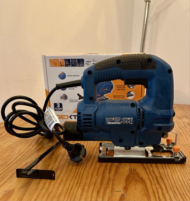 Serra tico-tico Dexter 750w com fio