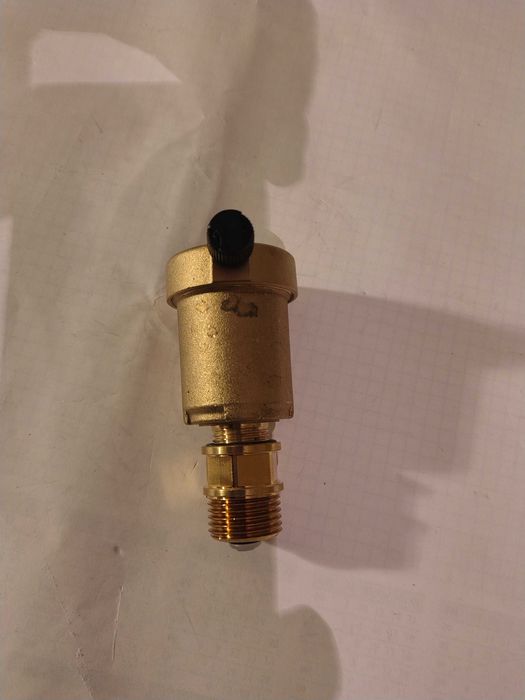 Odpowietrznik automatyczny z zaworem stopowym 1/2" firmy HERZ  NOWY