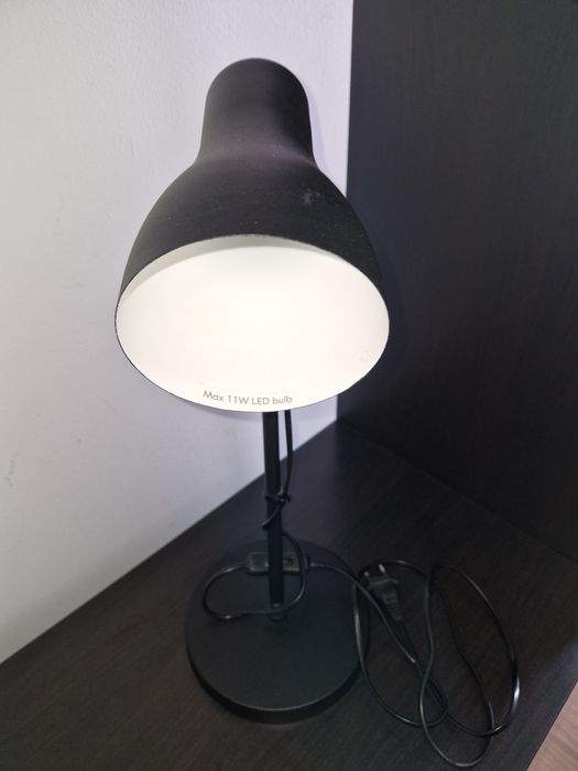 Mesa extensível + 4 cadeiras e outros artigos - BOM ESTADO E BARATOS!