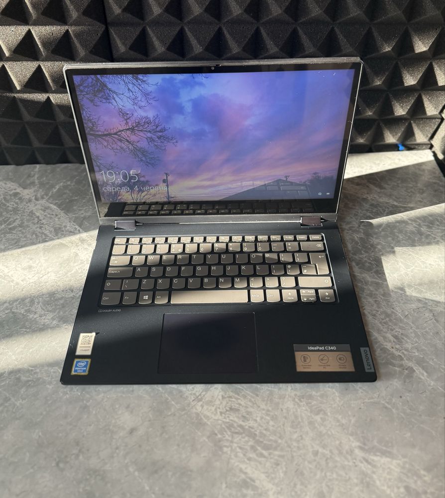 Ноутбук Трансформер Lenovo / intel GOLD / 8GB ОЗУ / ssd m.2 nvme 256GB