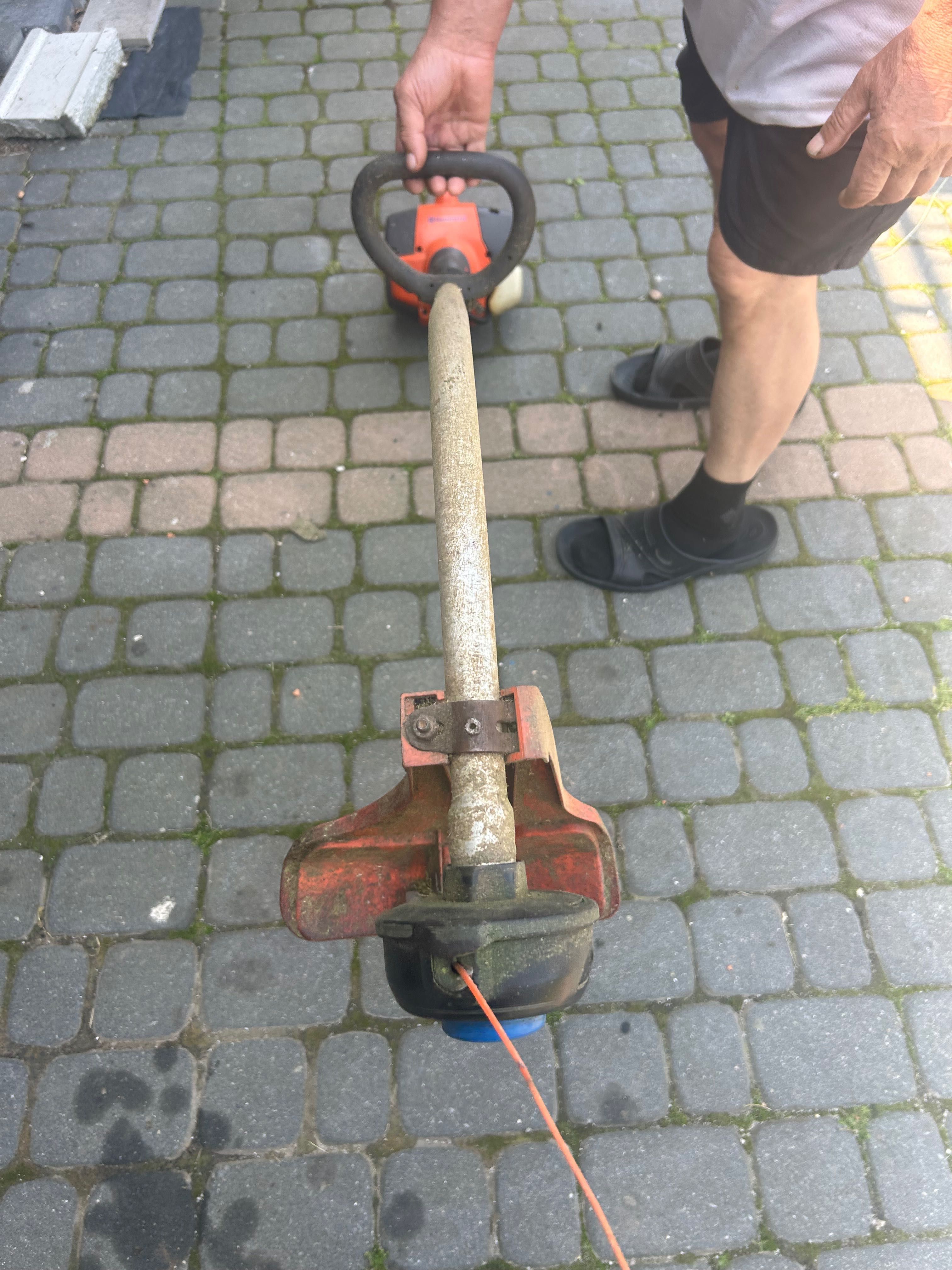 Podkaszarka Husqvarna 124C