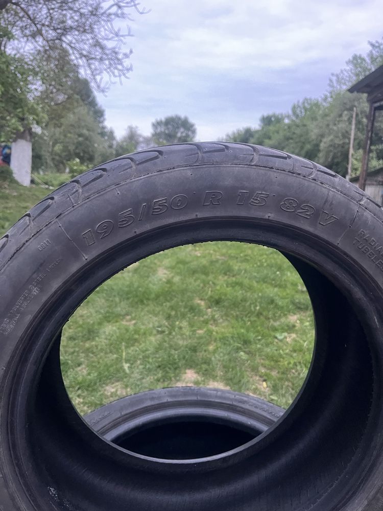 Продам гуму 195/50 R15 в гарному стані