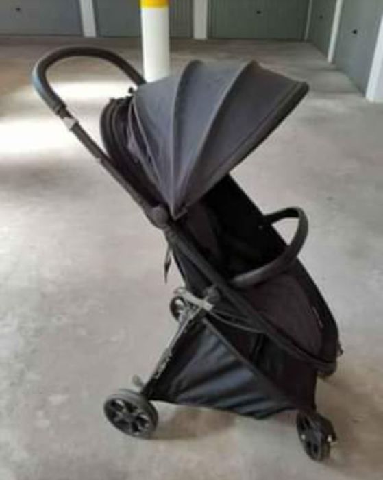 Carrinho Bebê Bee Cool Light