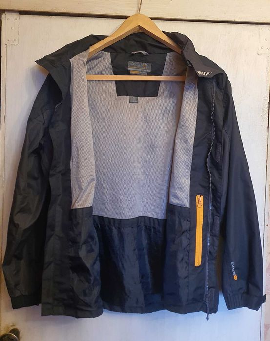 Продам куртку The North Face Descendit