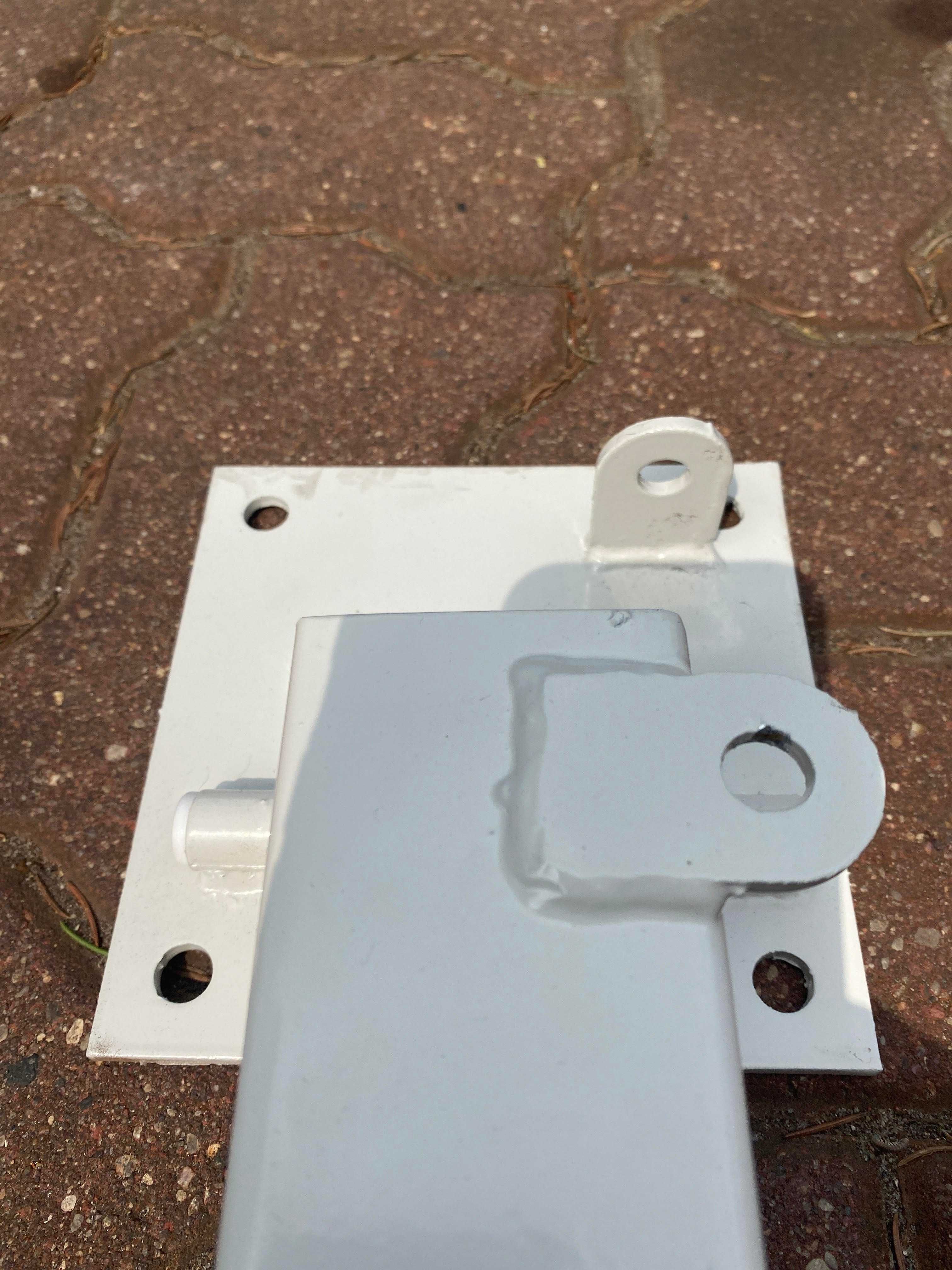 Masywna blokada parkingowa Choinka na kłódkę - 60CM