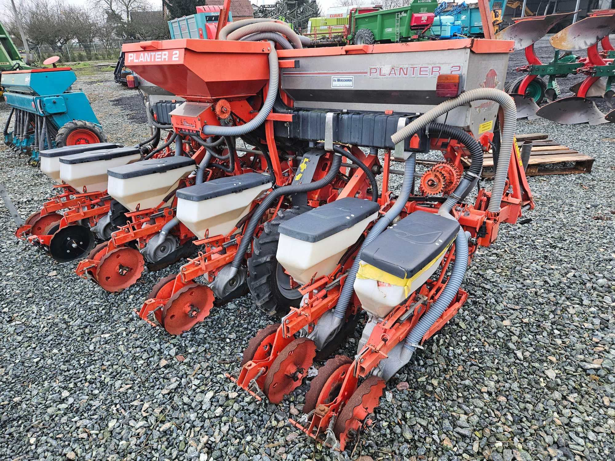 Siewnik do kukurydzy 6 rzędowy Kuhn Planter 2