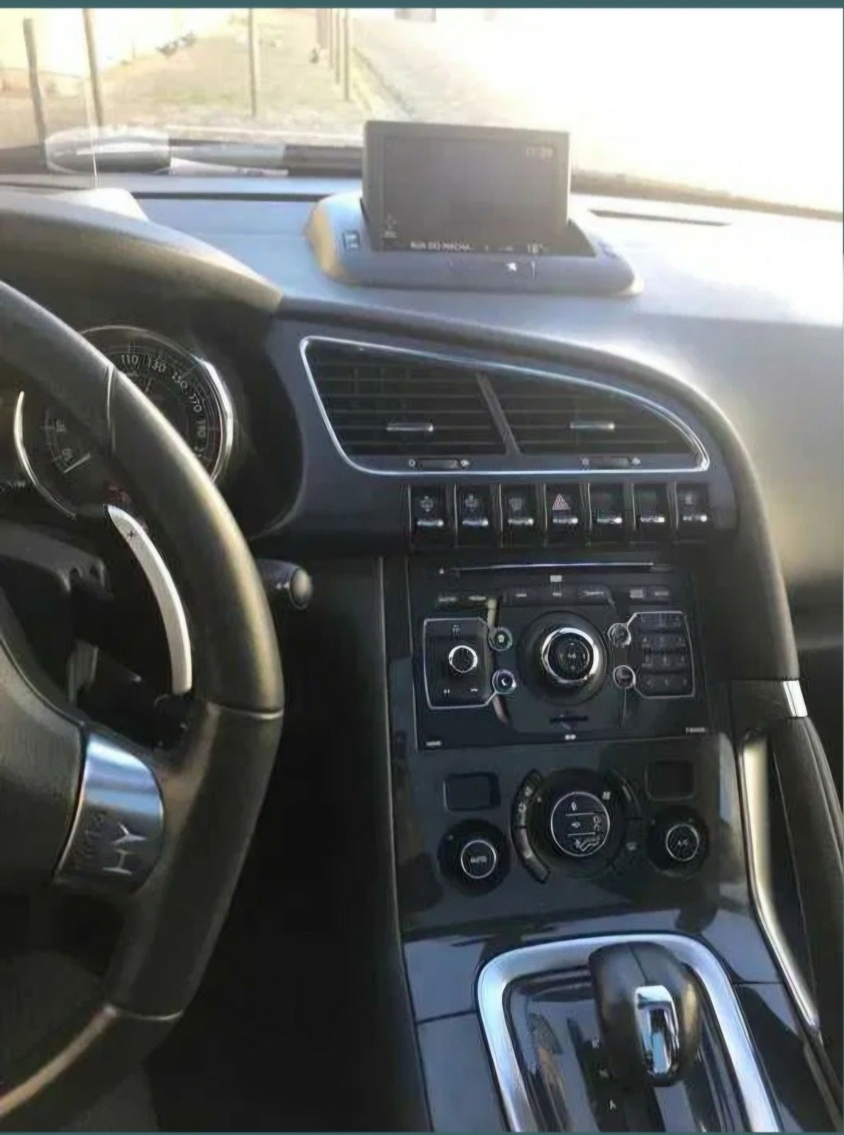 Pegeout 3008 hybrid 4