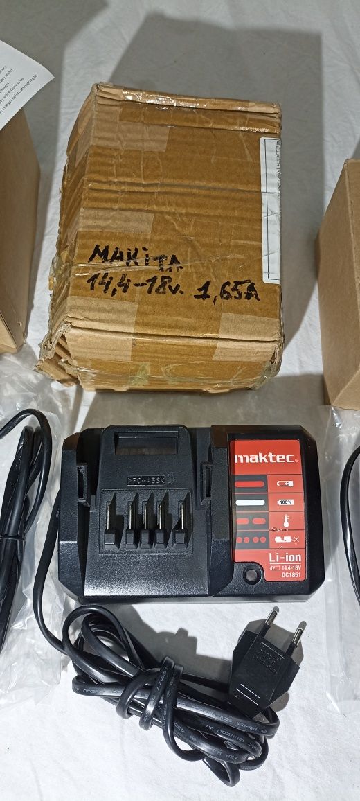 Зарядное устройство Makita/Maktec/DeWalt (Новое).