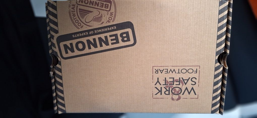 Sprzedam nowe buty robocze Bennon