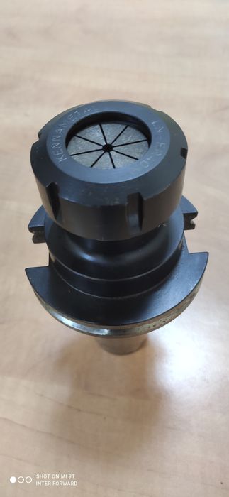 Оправках SK50 , штревельний болт DMG, Haas .