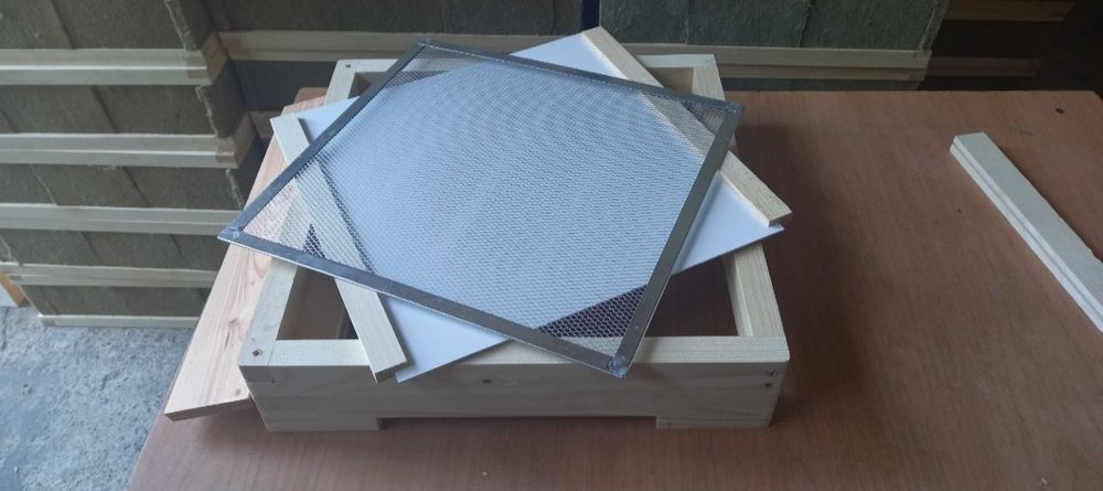 Ul ule Wielkopolskie 10 ramkowe korpusy styrodu środku drewno