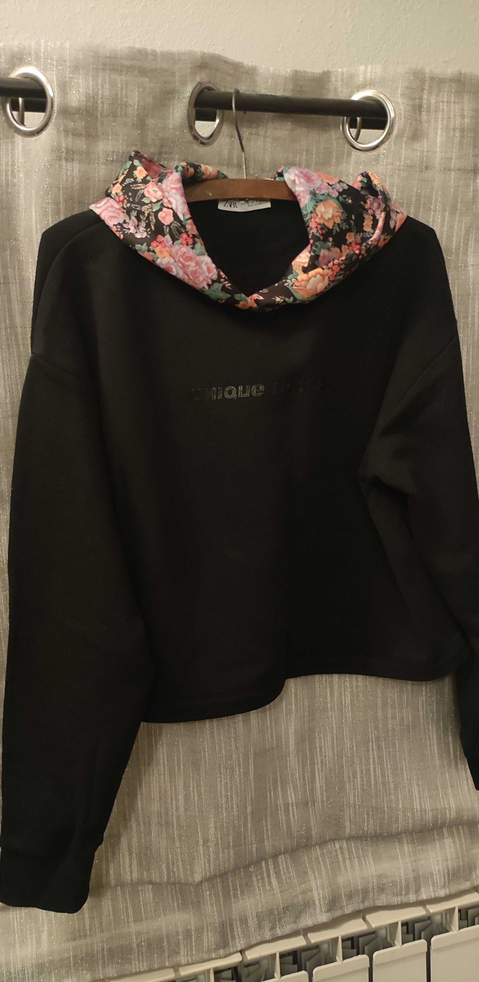 Bluza Zara czarna kwiaty rozmiar M