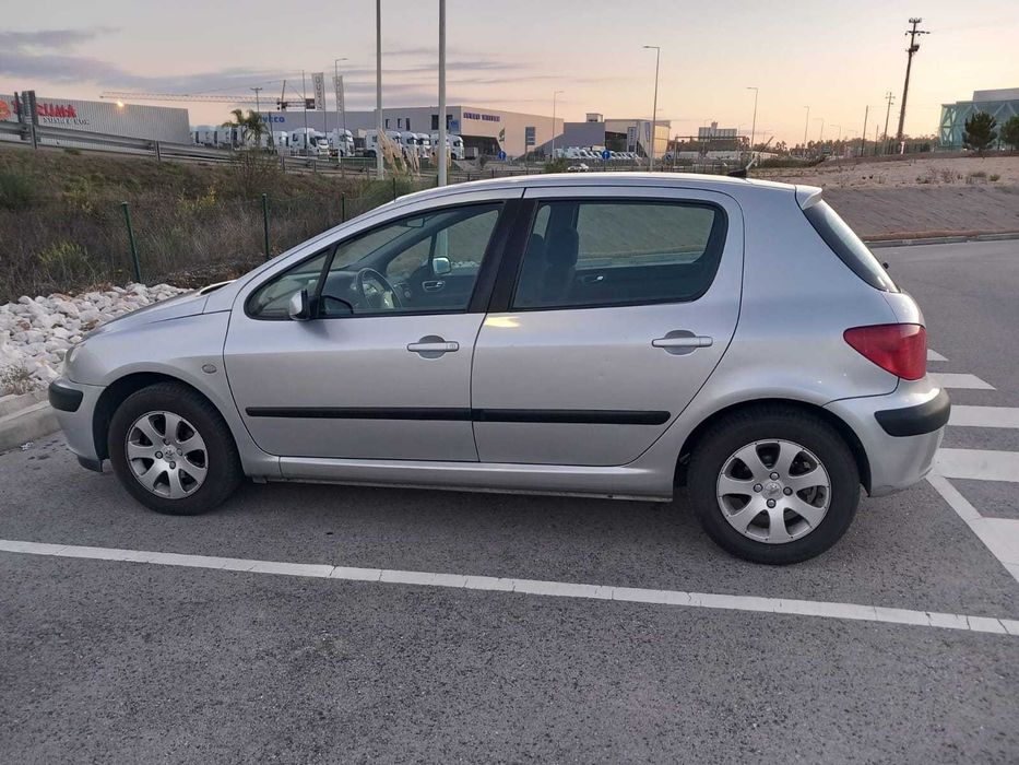 Peugeot 307 1.4 hdi em bom estado