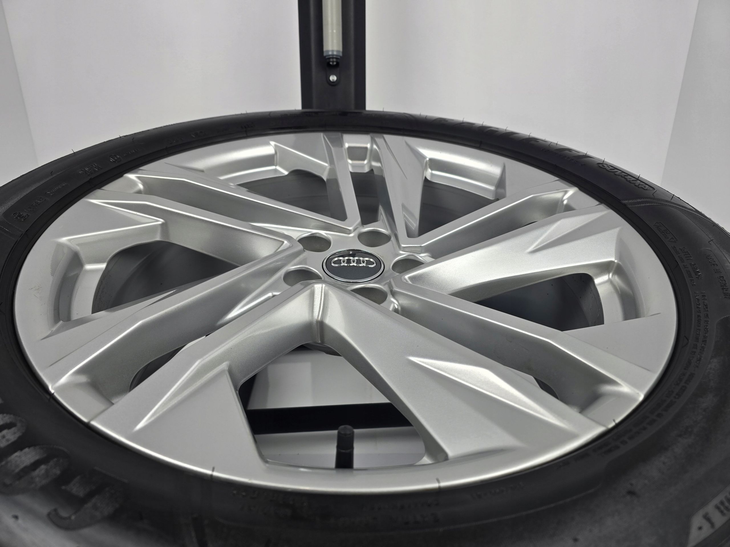 Oryginalne Koła Felgi Audi 20 A5 S5 RS5 A7 S7 A8 Q7 SQ7 Q8 SQ8 E-tron