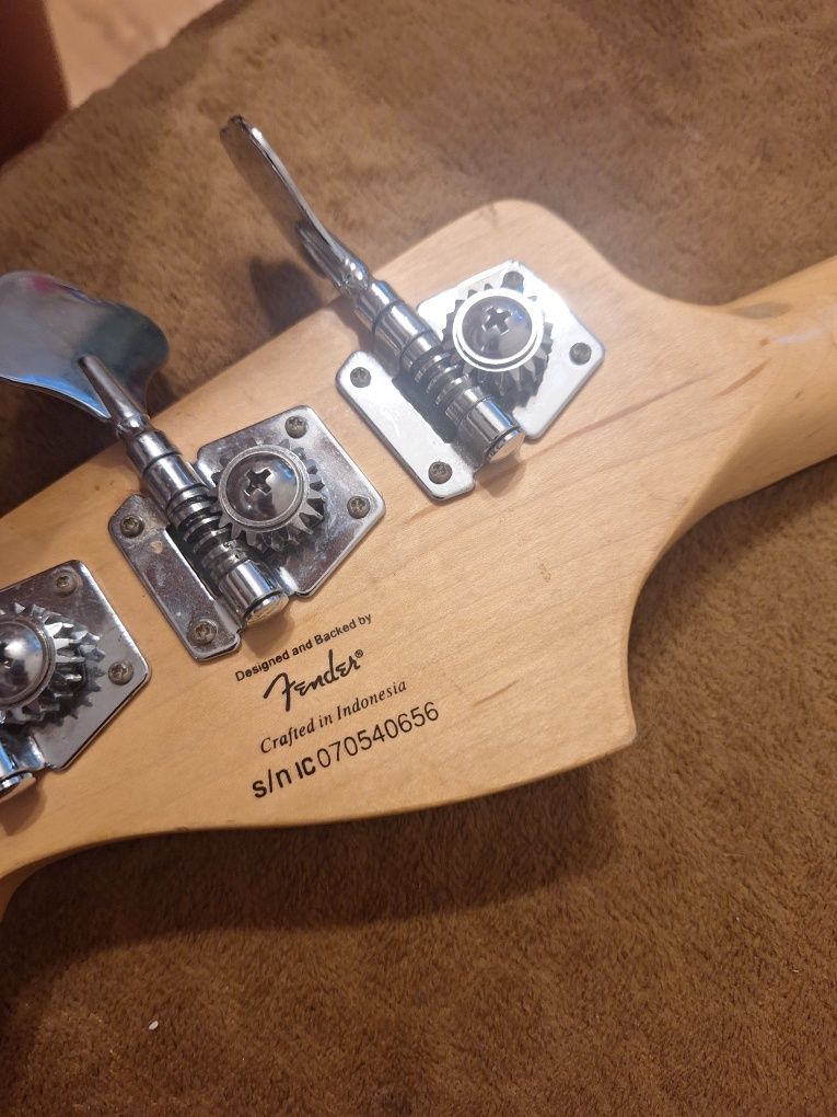 gitara basowa Squier Classic Vibe '70s Jazz Bass MN NAT