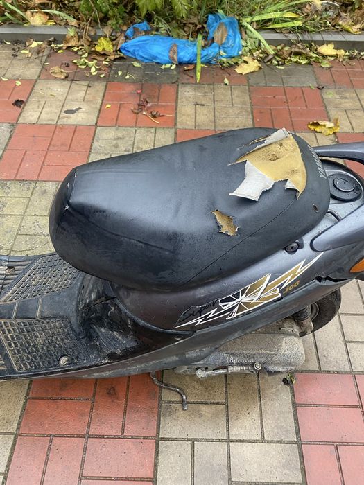 Продам скутер ямаха  супер джог
