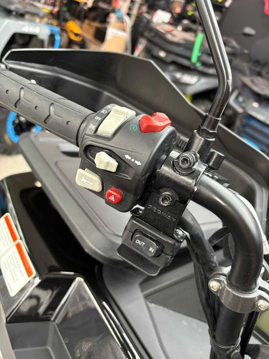 Ciągnik rolniczy Segway At 5 L EPS 4x4  quad ATV stan igła 1439 km