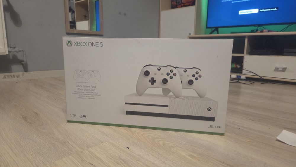 Konsola XBOX ONE S 1tb