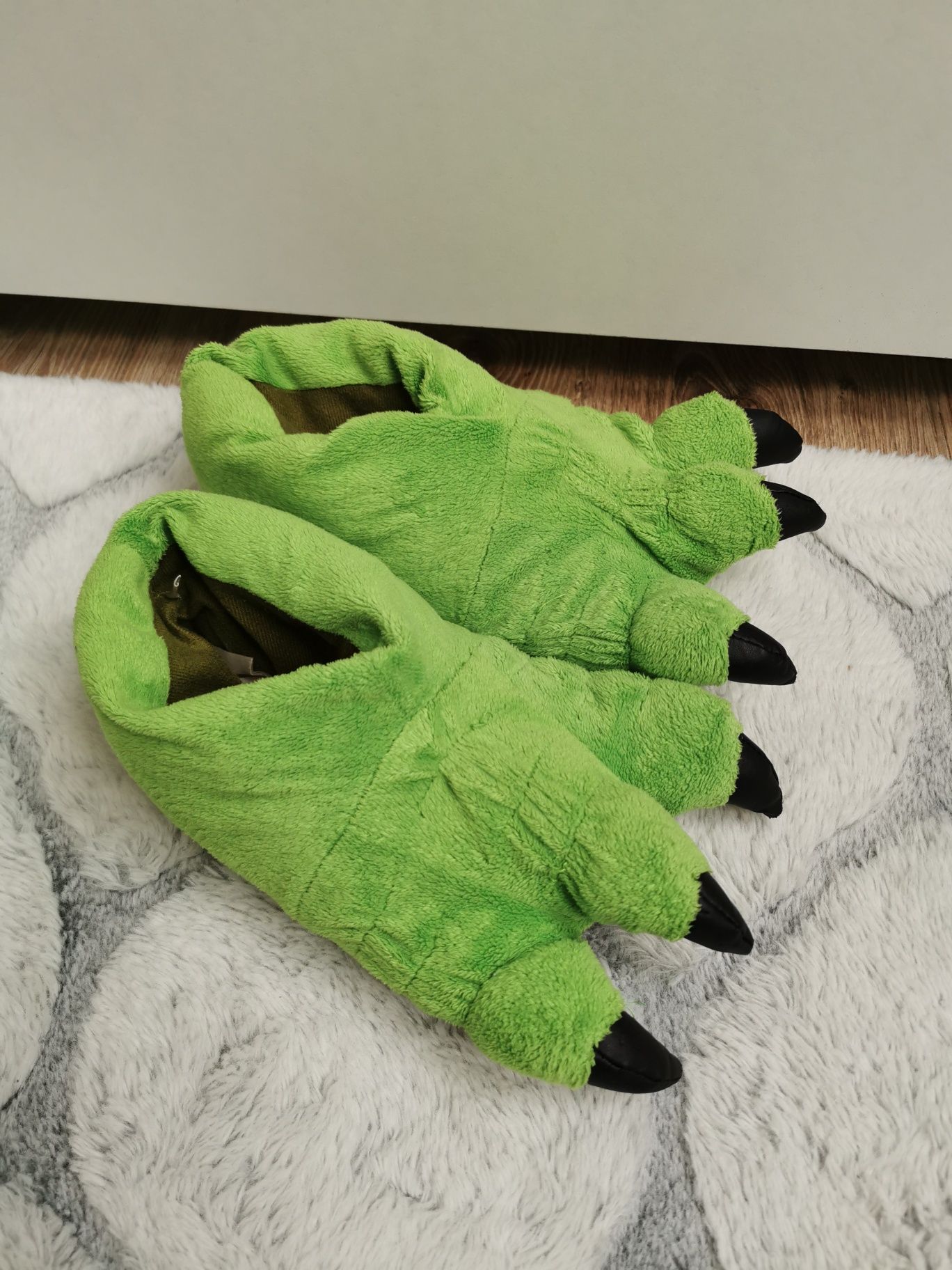 Kapcie dinozaur smok pazury kostium przebranie r. 28/29 H&M