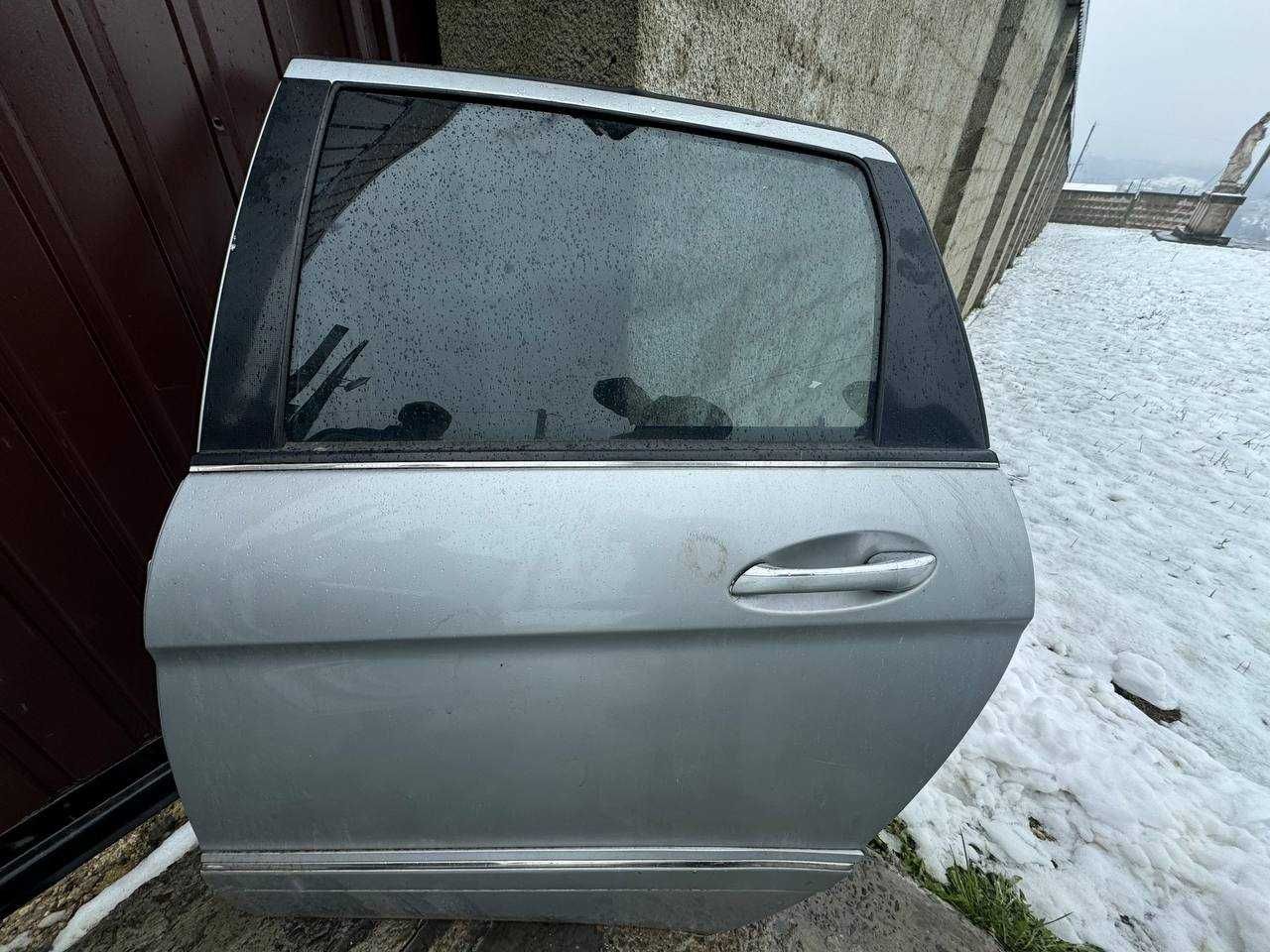Двері до Mercedes-Benz B-Class W245 (ціна за шт.)