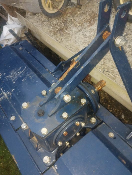 Продам фрезу  до міні тракторау використані не була купили для себи