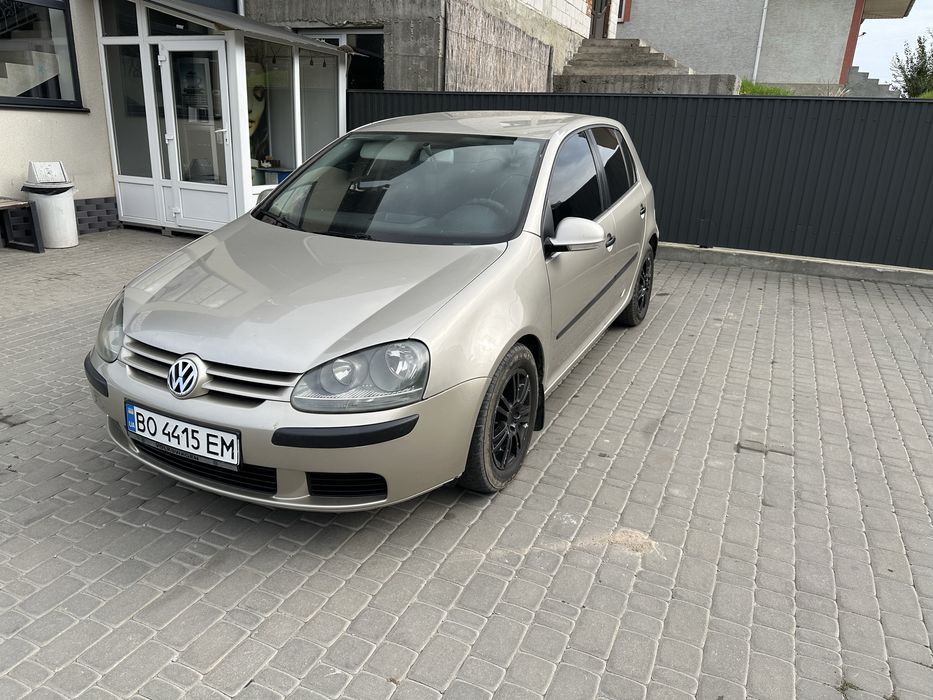 Продається гольф 5