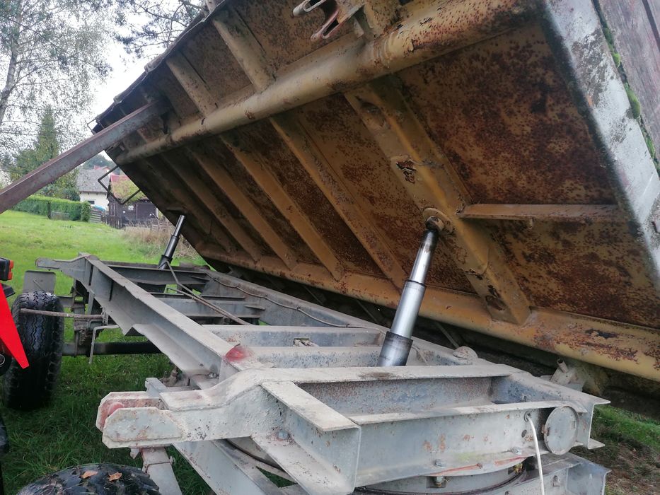 Przyczepa z kiprem wywrotka brandys Bss 9 ton