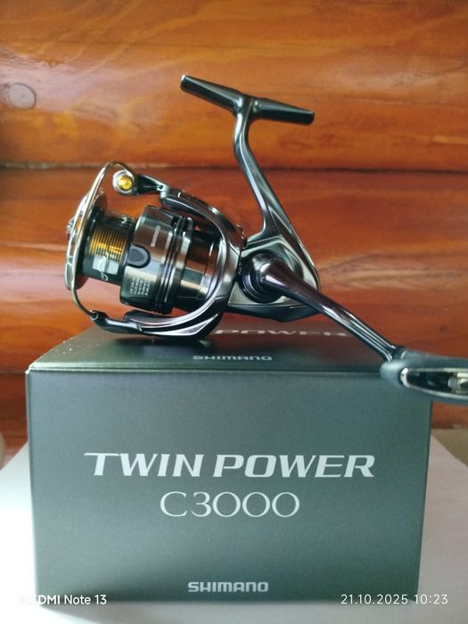 Shimano Twin Power 24 C3000 4000PG Stradic 19 C3000HG