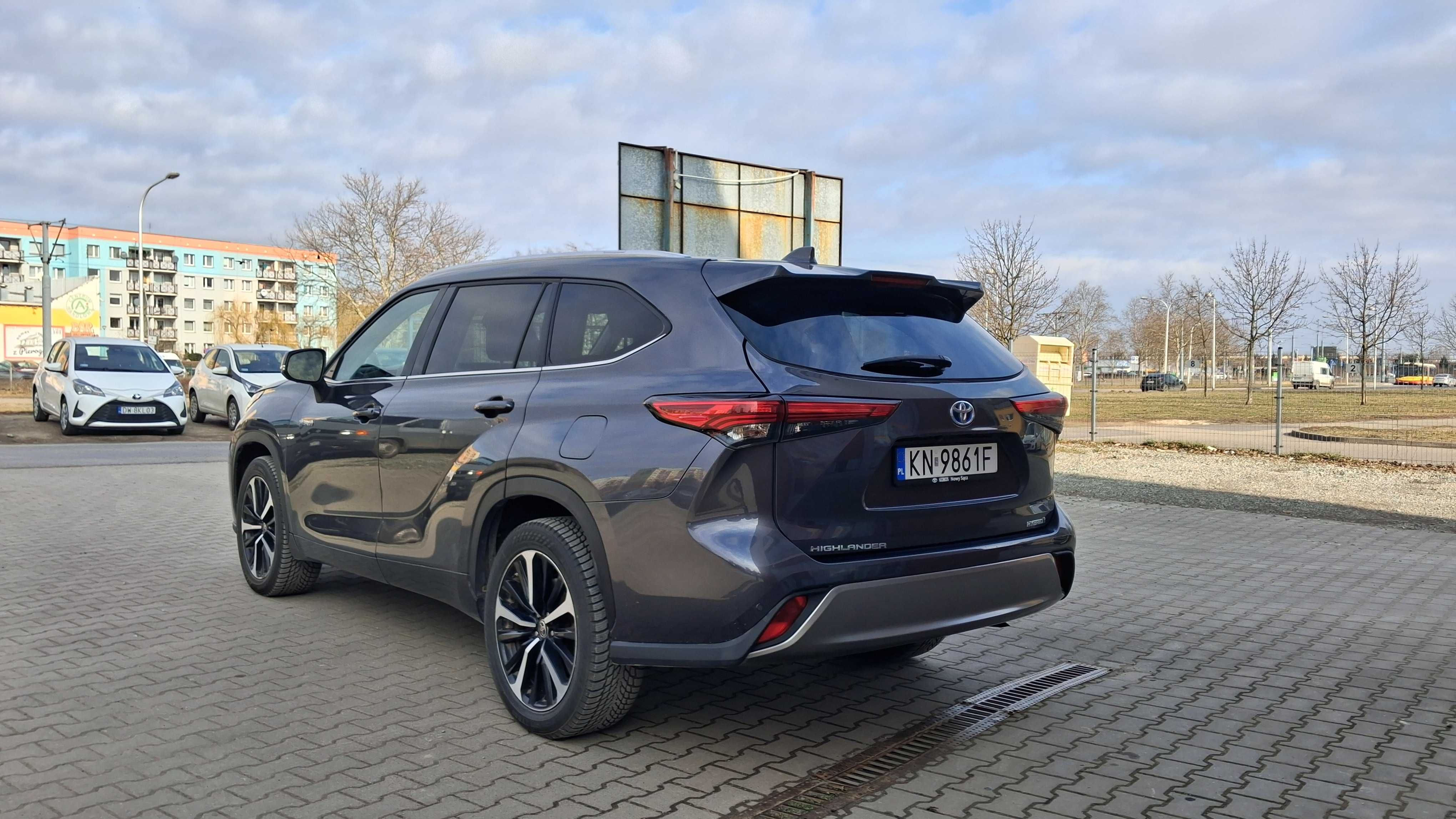 Toyota Highlander, Wynajem długoterminowy samochodów wypożyczalnia aut