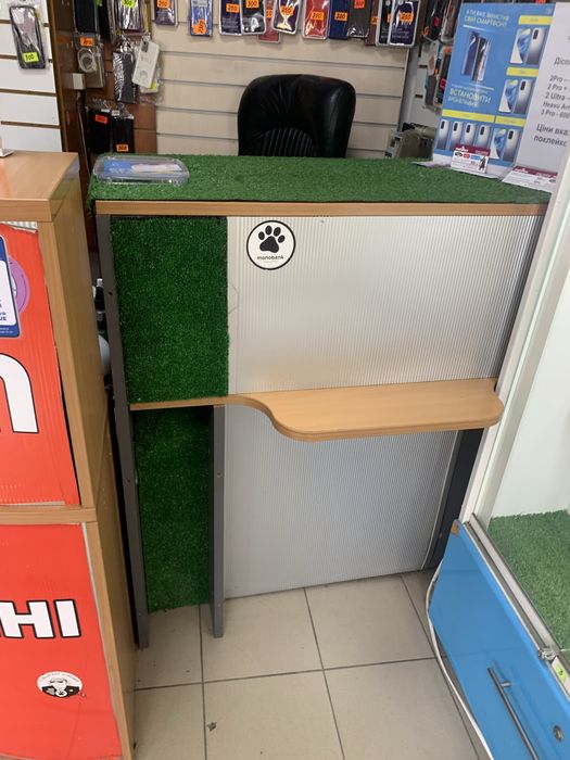 Продаж ресепшен для магазину