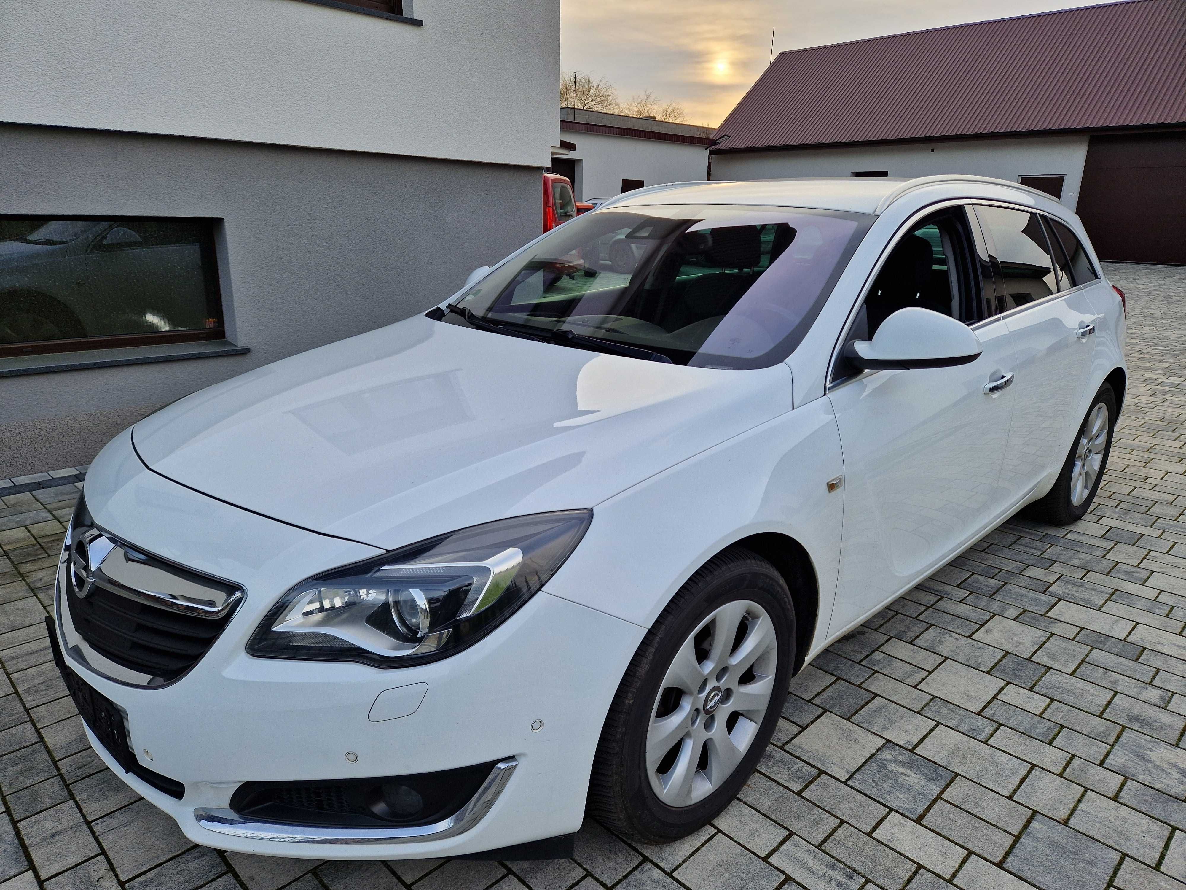 Opel Insignia Sport Tour 2016r FULL OPCJA