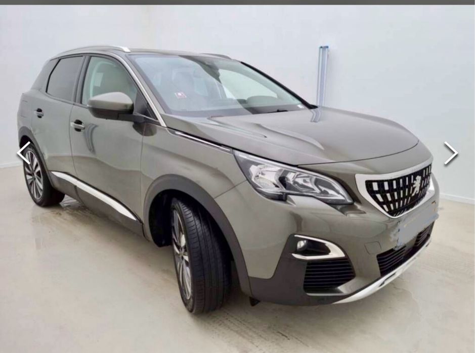 PEUGEOT 3008 versao mas top premium