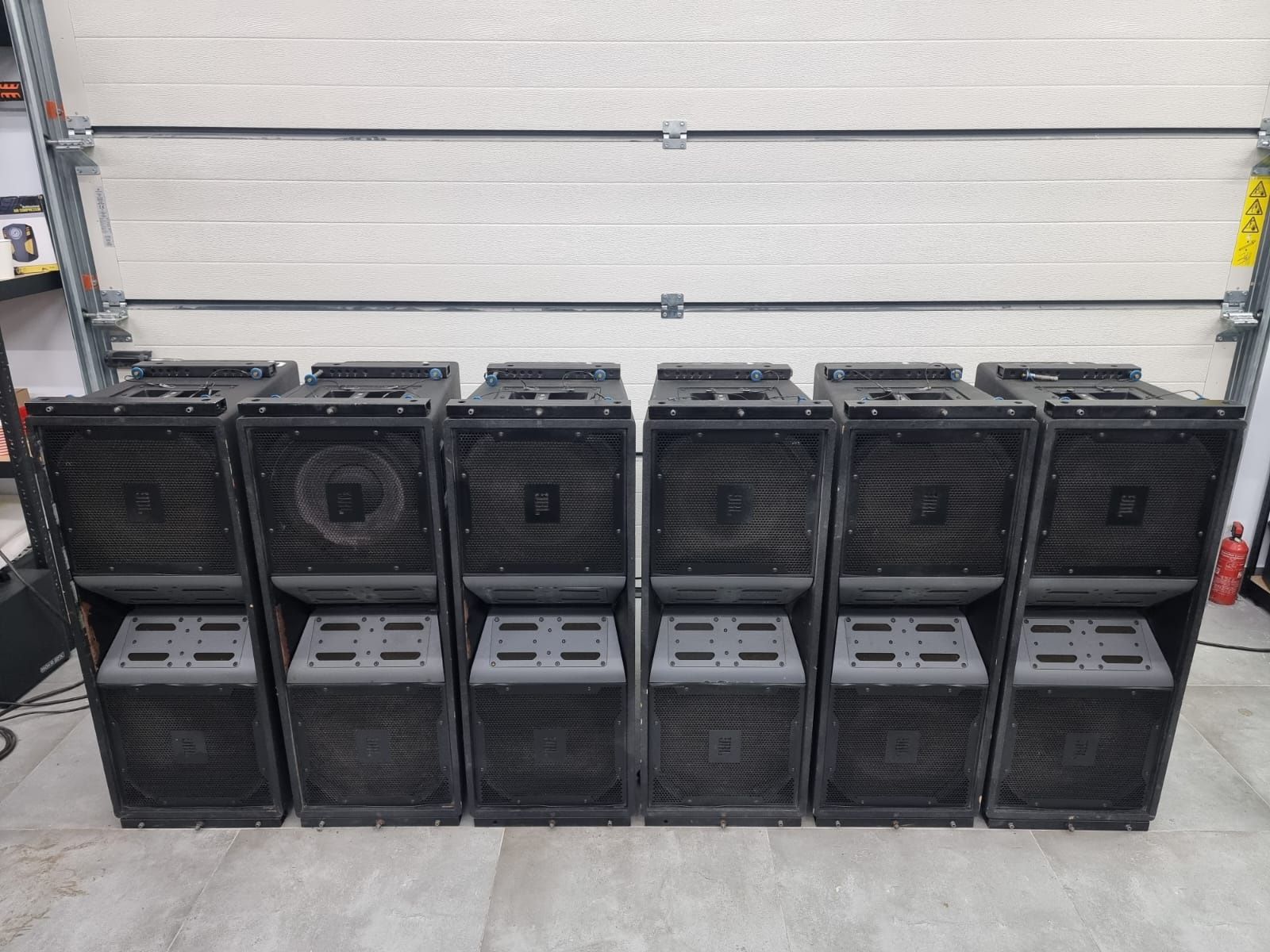 System liniowy JBL Vertec VT4888 (+ X32)