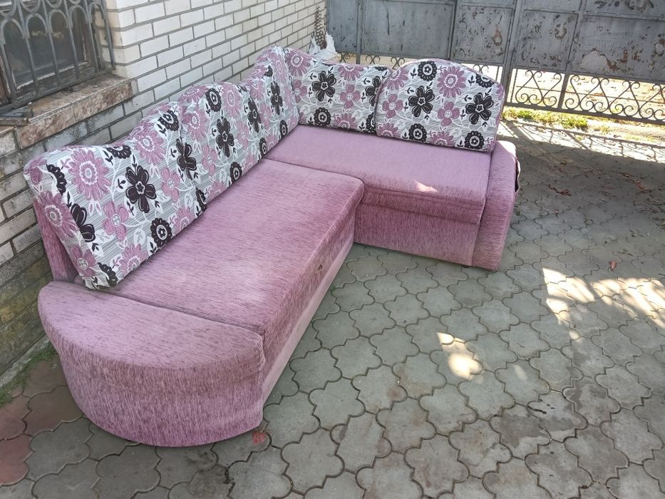 М'який куточок в гарному стані