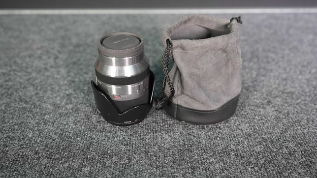 Об'єктив Sony 18-200mm F/3.5-6.3 E OSS SEL-18200