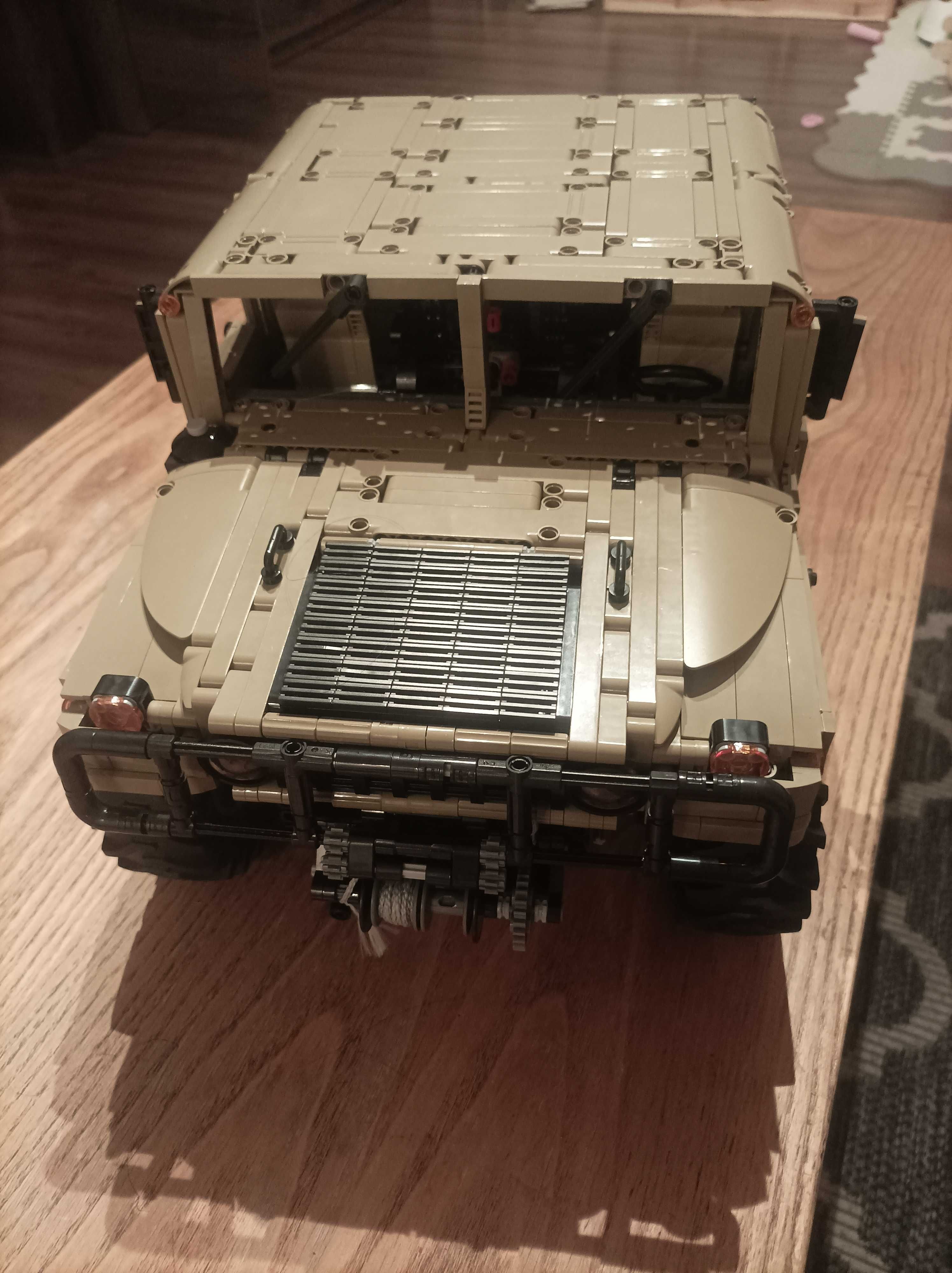 Klocki CaDa Humvee
