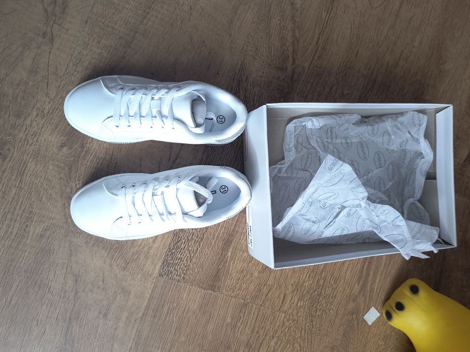 Snakersy buty sportowe adidasy 31 graceland biale Deichmann