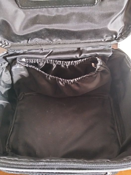 Nécessaire mala maquilhagem B.N.T