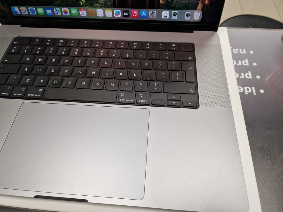 Macbook PRO 16 2021/ M1 PRO/ 16GB/ 500GB/ 6 cykli/ Grade A/ 3456x2234