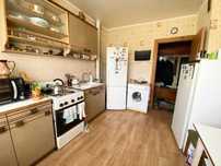 Продаж 3-кімнатної квартири вул. Заливна (р-н 29 школи, B-Tone)