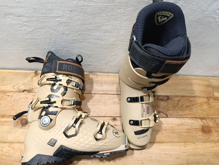 Nr 1550 Buty narciarskie Rossignol Alltrack Elite 130 LT GW / 25.5 cm