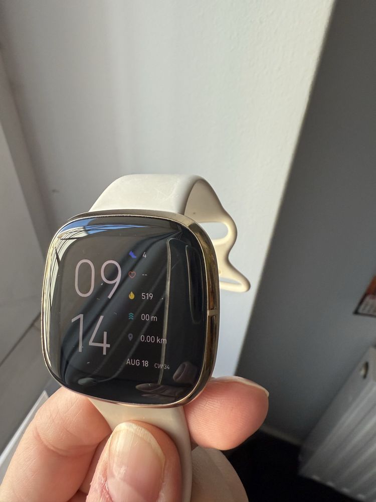 Zegarek smartwatch fitbit sense