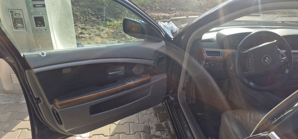 .BMW 745l газ8888