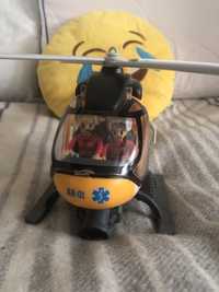 Іграшка,вертоліт,медичний вертоліт
