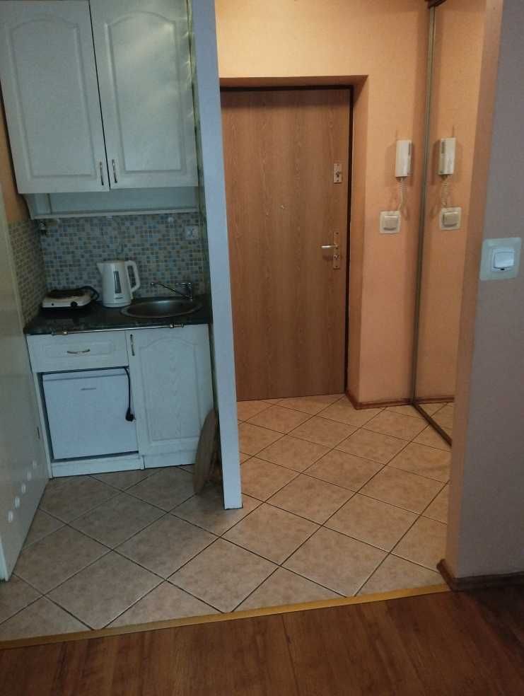 Ładna kawalerka w centrum Żar