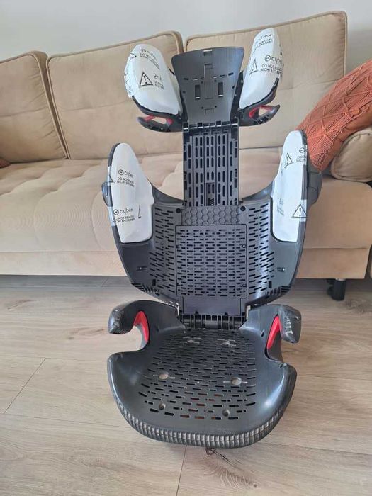 Fotelik samochodowy Cybex Solution M-Fix 15-36 kg
