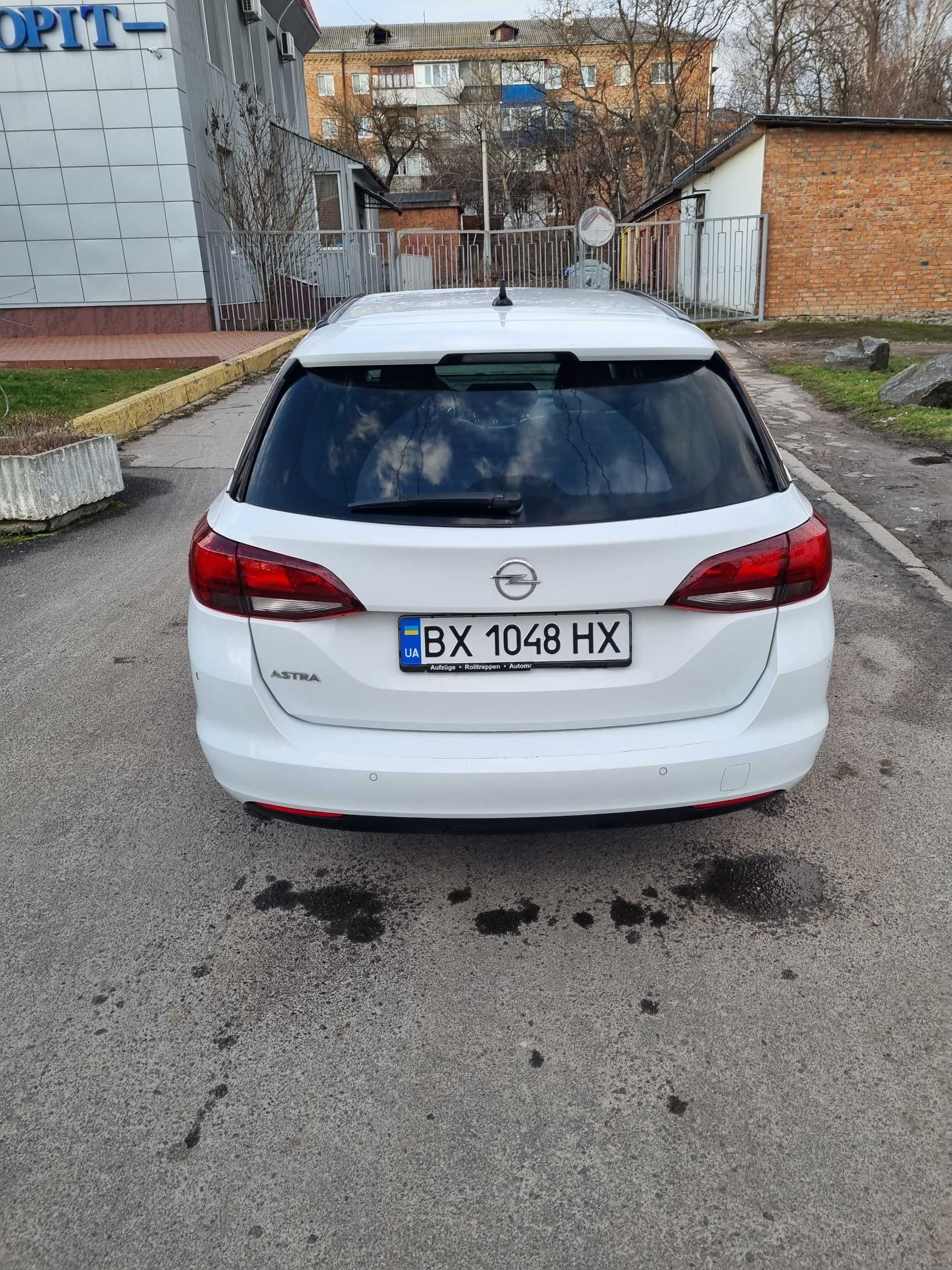 Продам Оpel Astra K 2019