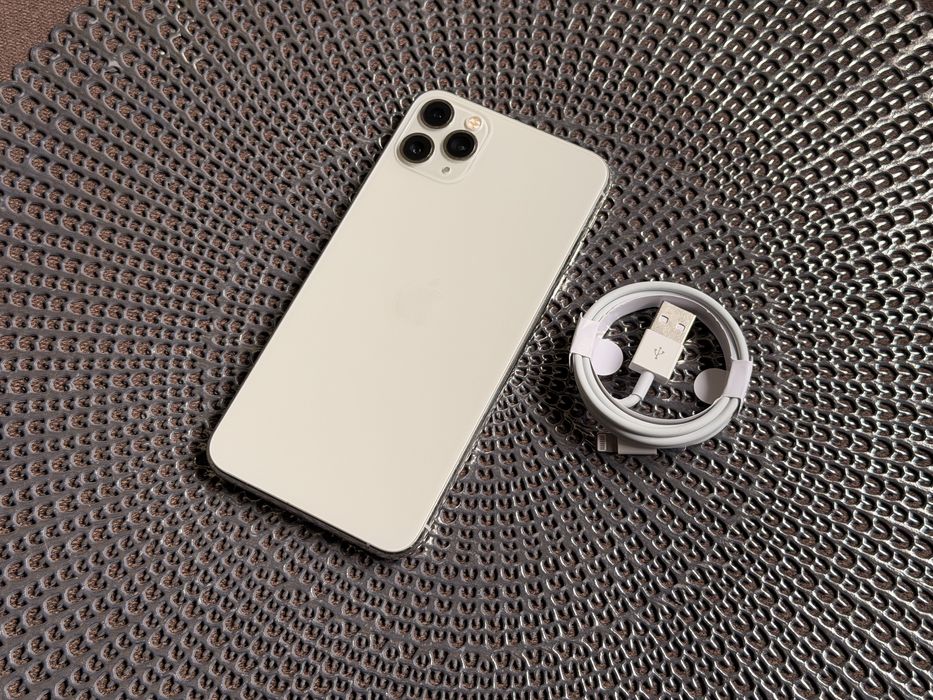 Apple Iphone 11 Pro Max 256GB  Silver Neverlock Батарея 91%
